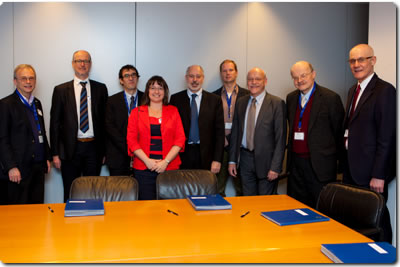 On 5 December 2013, MELODI (Multidisciplinary European Low Dose Initiative), the European Radioecology Alliance (ALLIANCE), NERIS and EURADOS signed a Memorandum of Understanding (MoU)