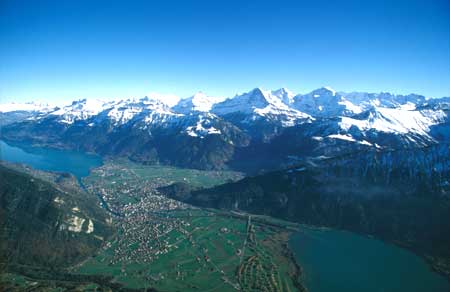 the famous peaks of Eiger, Mönch and Jungfrau. 